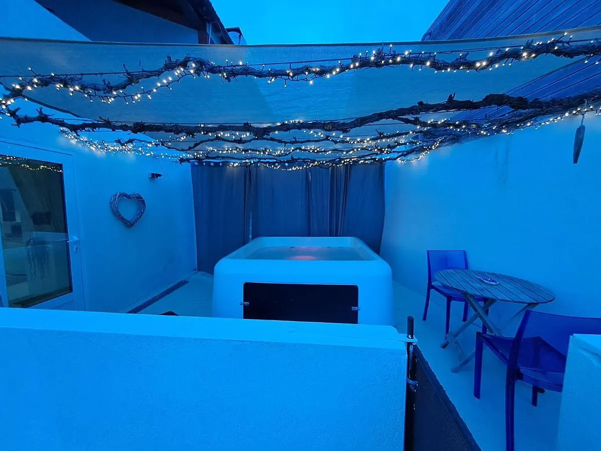 Les Suites Love 3 Spa Vue Mer Piscine Marseille