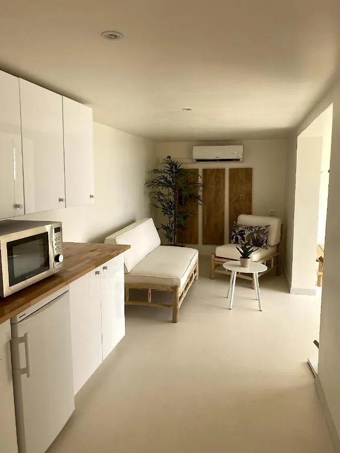 Les Suites Love 3 Spa Vue Mer Piscine Marseille France