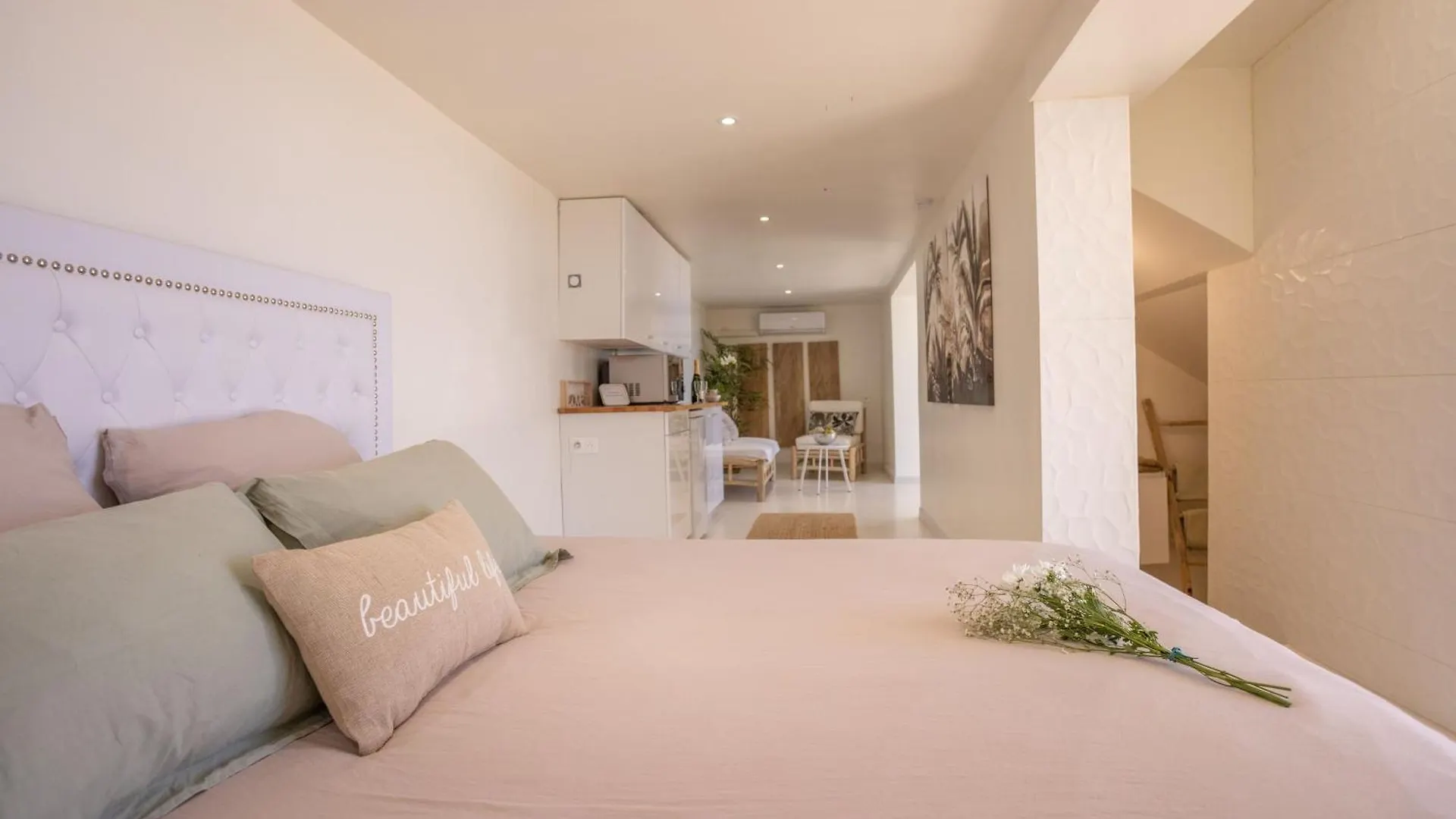 Les Suites Love 3 Spa Vue Mer Piscine Marseille France